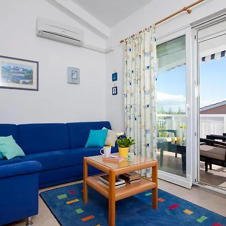 Apartment In Vabriga With House Sea View *